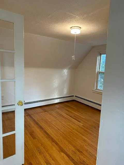 2 bed, 800 sqft, $2,000 — Photo 2