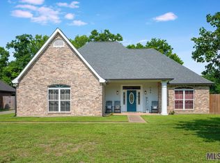 786 Bohne Rd, Port Allen, LA 70767