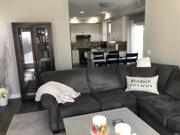 1289 Seghesio Way, Windsor, CA 95492