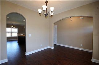 4th image of 1239 Snowball Ln