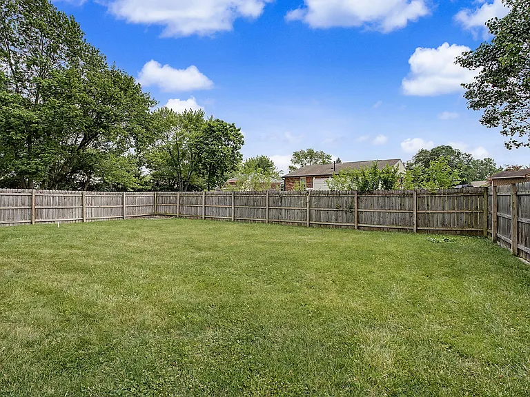6334 Shull Rd — Photo 29