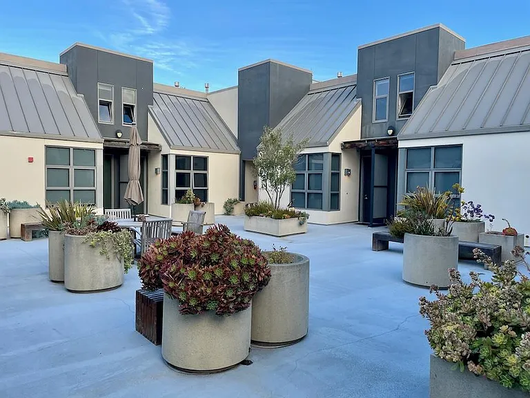 101 Soquel Ave #420 — Photo 9