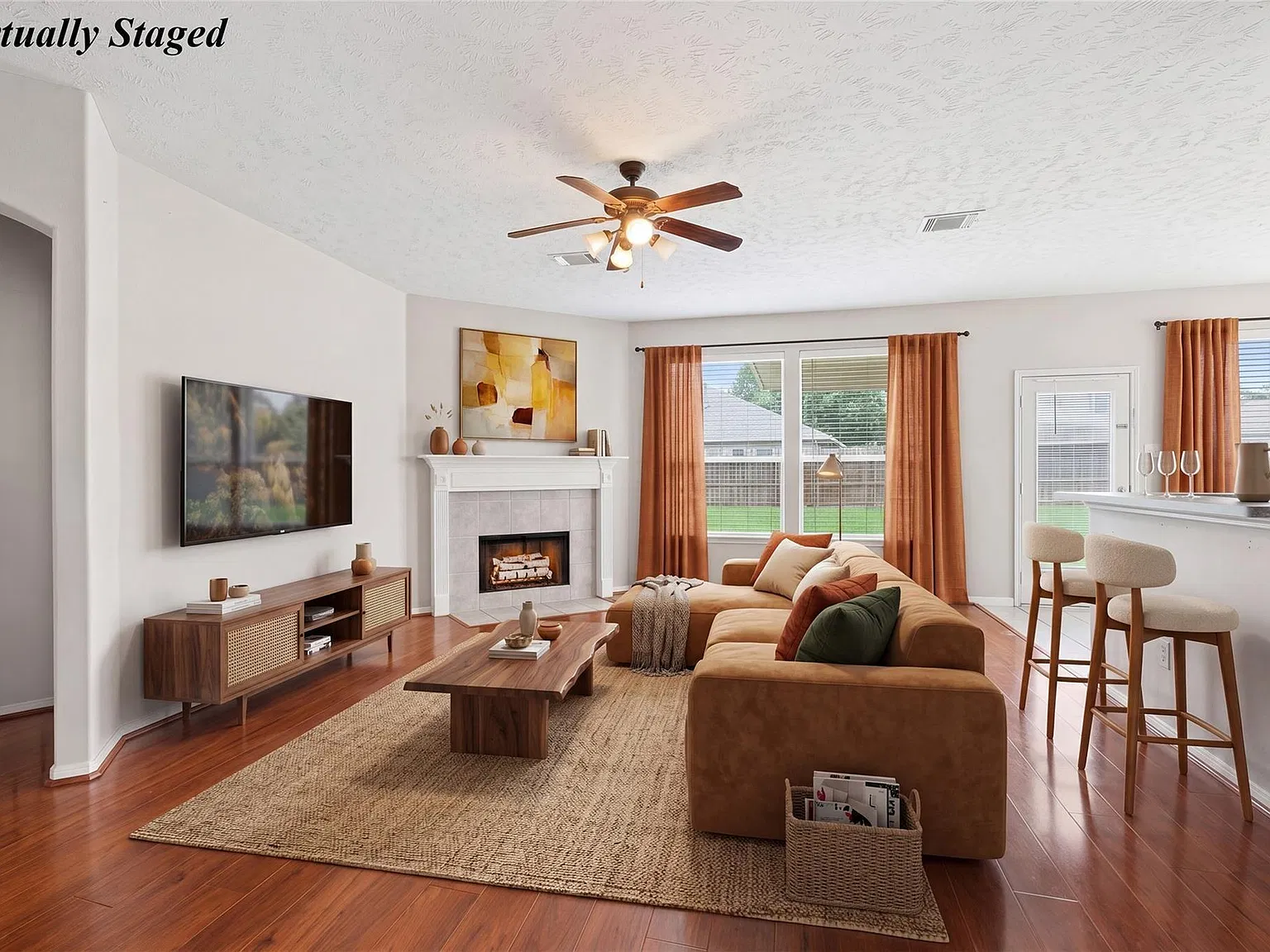 3 bed, 2.0 bath, 1857 sqft, $2,250 — Photo 2