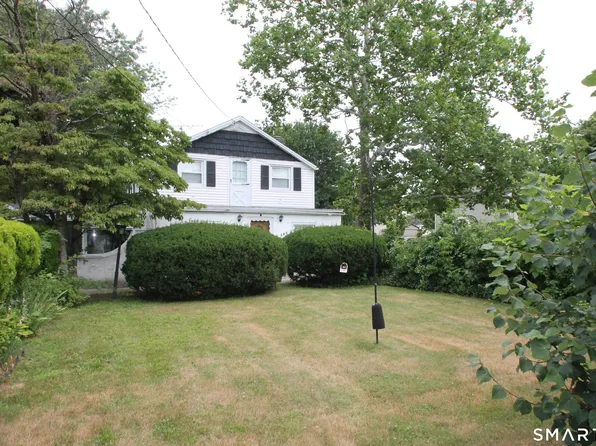 140 Yarwood Street, Stratford, CT 06615