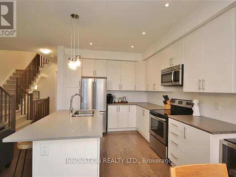 527 Rioja St — Photo 10