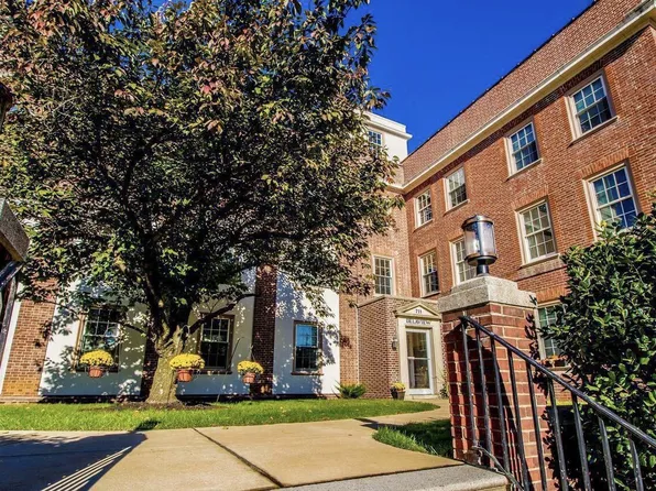 709 N Broom St, Wilmington, DE 19805