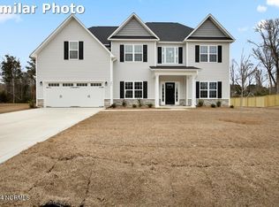 813 Colchester Reef Run, Sneads Ferry, NC 28460