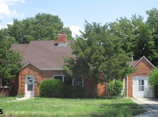 2615 Avenue B, Scottsbluff, NE 69361