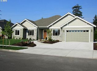 2685 Valley Forge Dr, Eugene, OR 97408