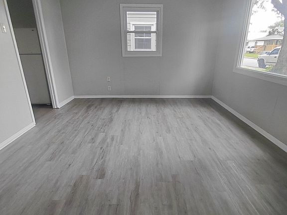 5th image of 901 N Leeds St