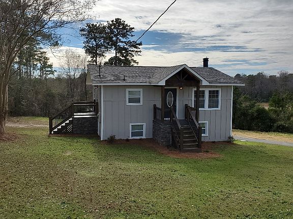 2nd image of 2 Faye Dr