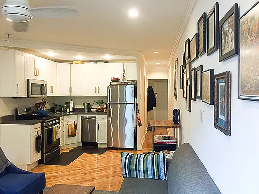 Rented by Francine Realty | media 9