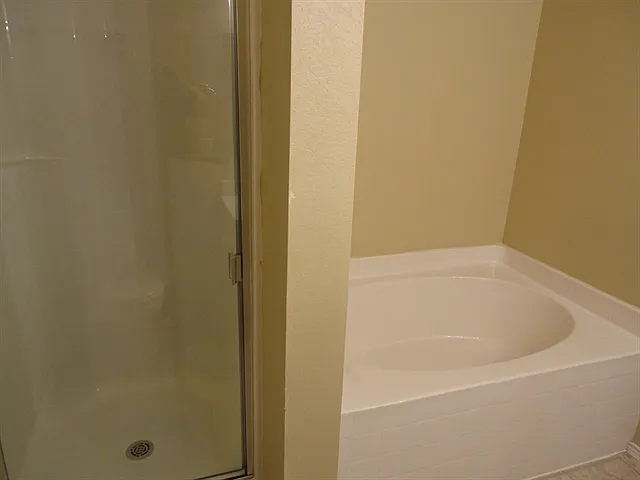 5200 Emmeryville Ln — Photo 10