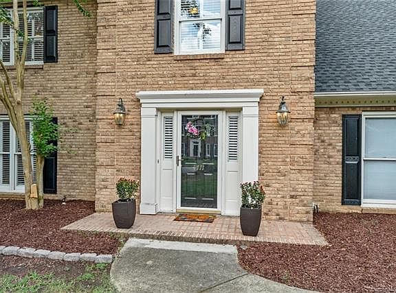 2nd image of 4711 Cotton Creek Dr
