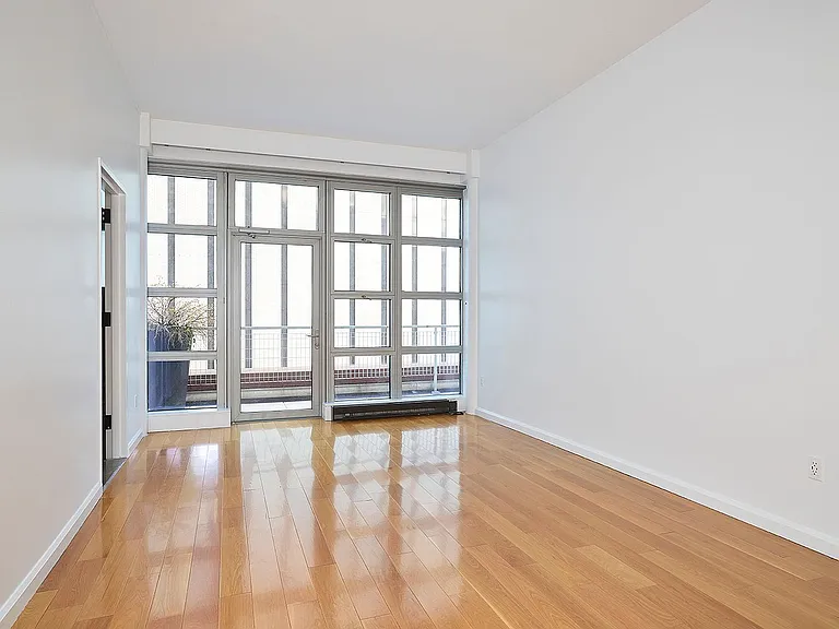 500 W 53rd St #6A — Photo 7