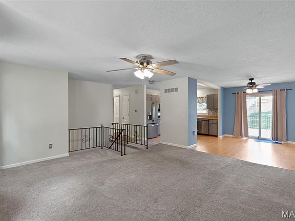 5th image of 3152 Pinebrook Dr