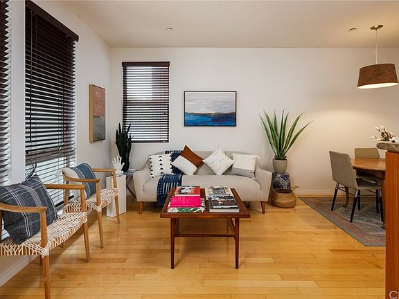 2nd image of 5406 W 149th Pl Unit 8