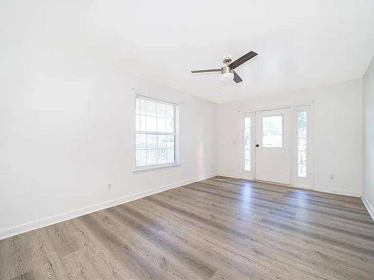 224 Emory Pl — Photo 14