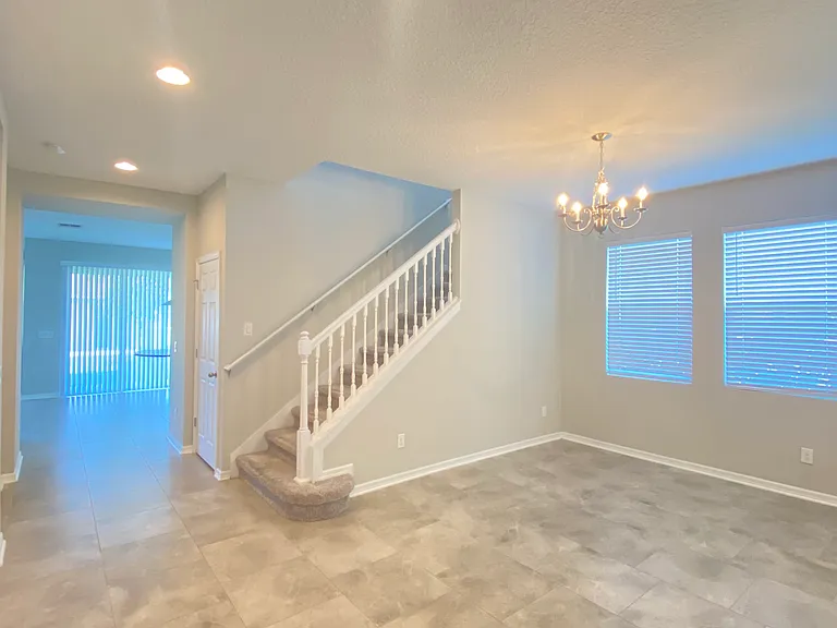 698 Bay Bridge Cir — Photo 7