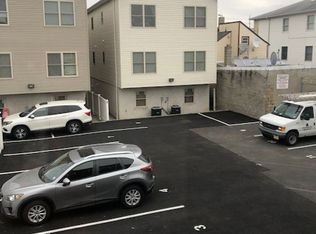 116 South St #2L, Newark, NJ 07114