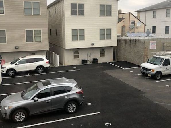 116 South St #2L