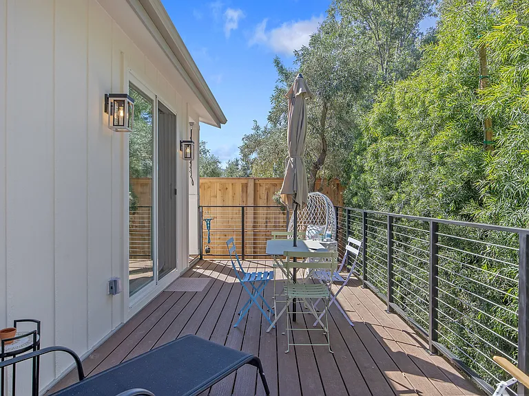 313 Raymond St #B — Photo 25