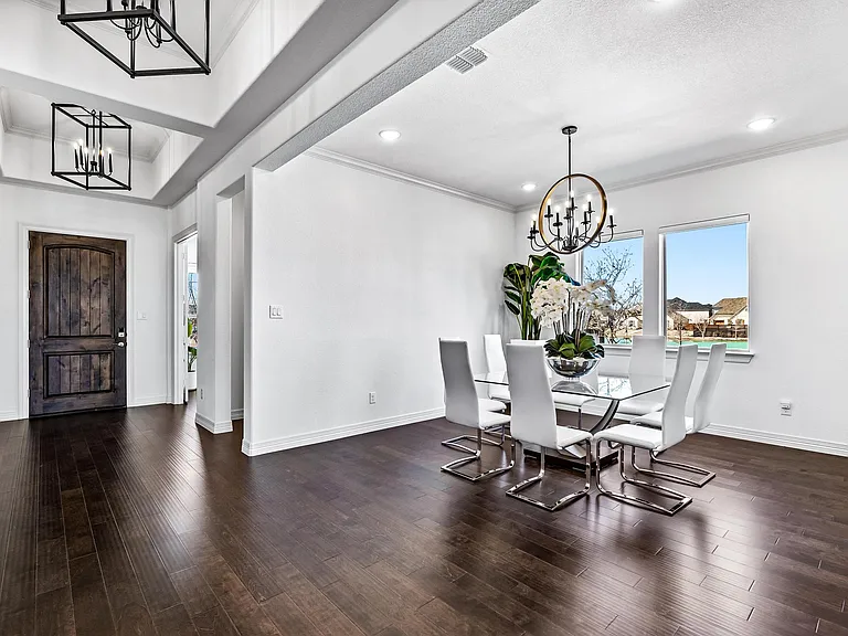 1730 Caruth Dr — Photo 16