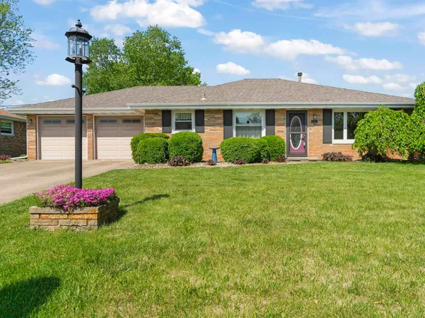 1015 S Mesa Dr, Peoria, IL 61607