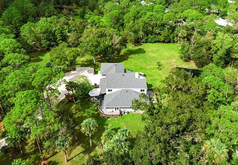 12151 Old Indiantown Rd — Photo 1