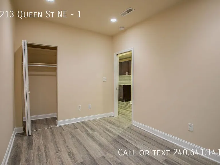 1213 Queen St NE #1 — Photo 10