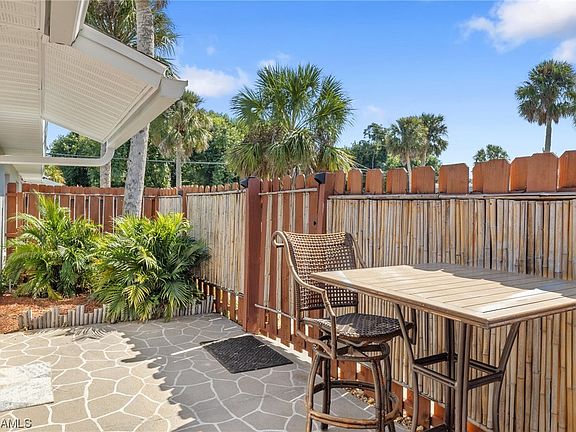 3rd image of 1165 Palm Ave APT 2A