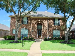 4207 Blue Water Ct, Pasadena, TX 77505