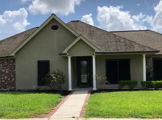 245 Tulip Dr, Houma, LA 70360