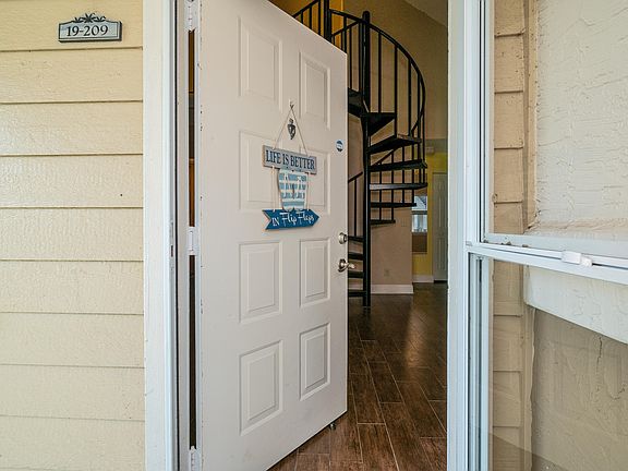 3rd image of 19 Arbor Club Dr Unit 209