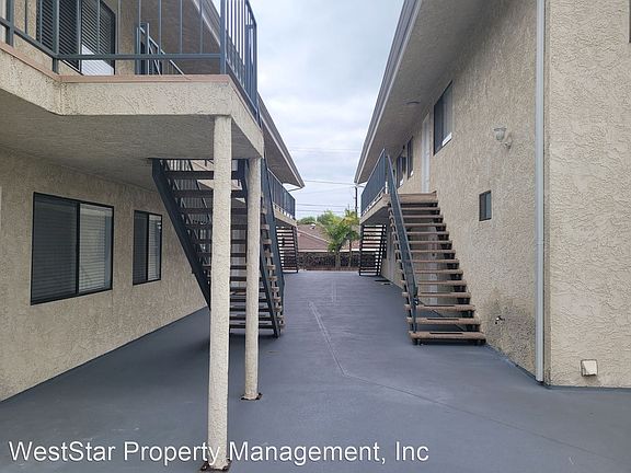 3rd image of 12521 Grevillea Ave APT 2