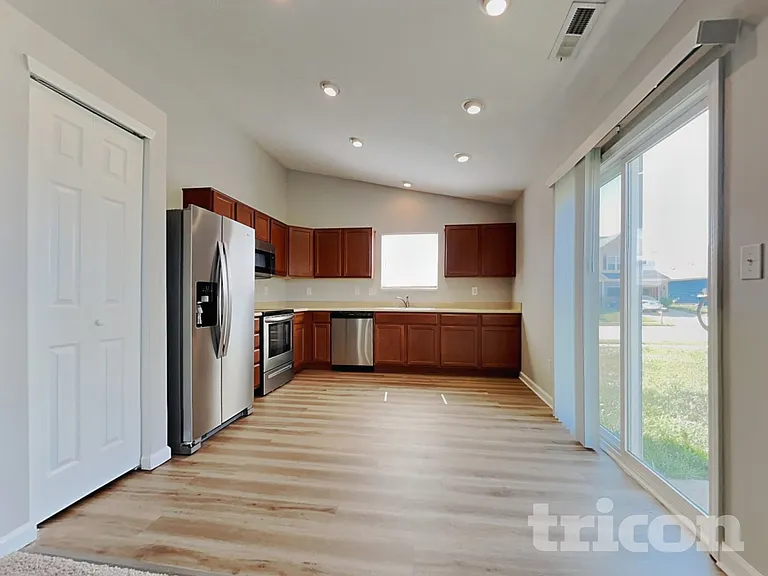 4822 Penoyer Ln — Photo 5