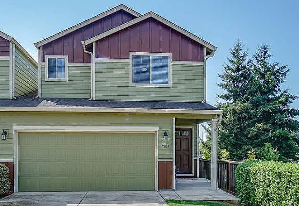 1st image of 6204 NE 70th Ct