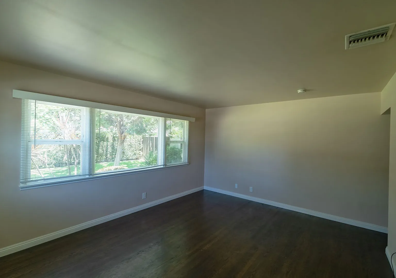 Charming Monrovia Home in a Prime Location! — Photo 2