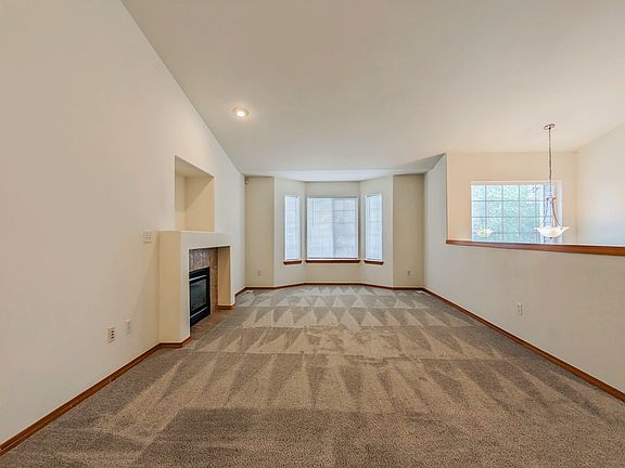 5th image of 9808 29th Ave SE