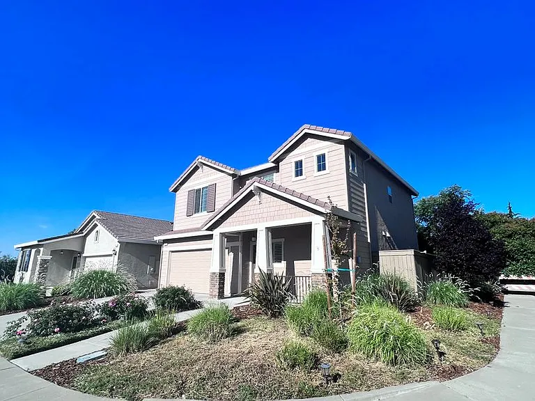 3260 Dolcetto St — Photo 48