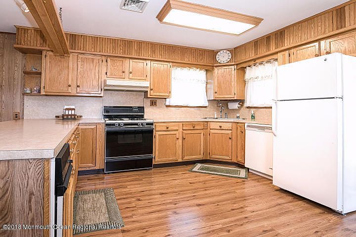 1st image of 328 Elizabeth Ave