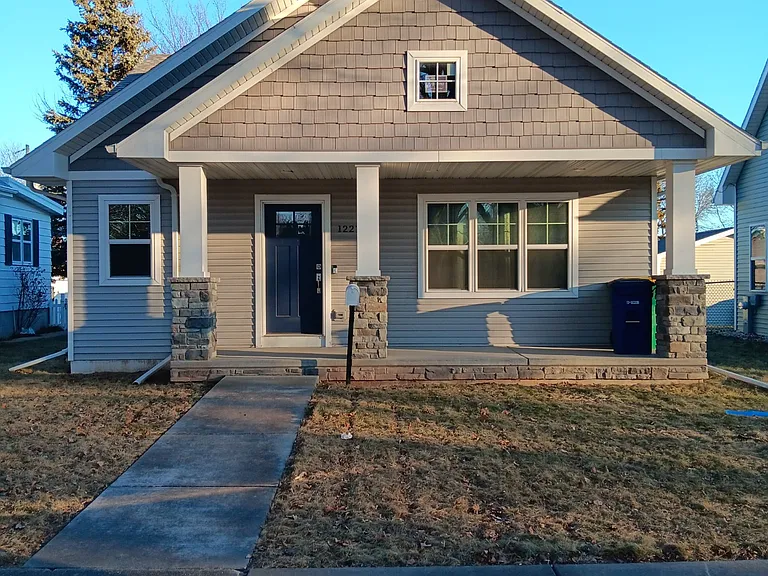 1227 S Greenwood Ave — Photo 1