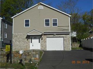 405 Seltsam Rd, Bridgeport, CT 06606