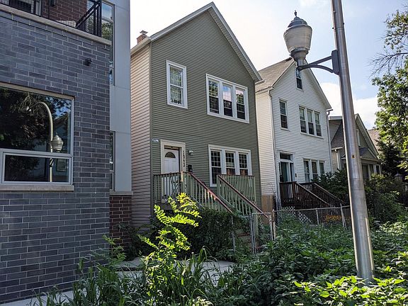 2nd image of 1943 N Richmond St