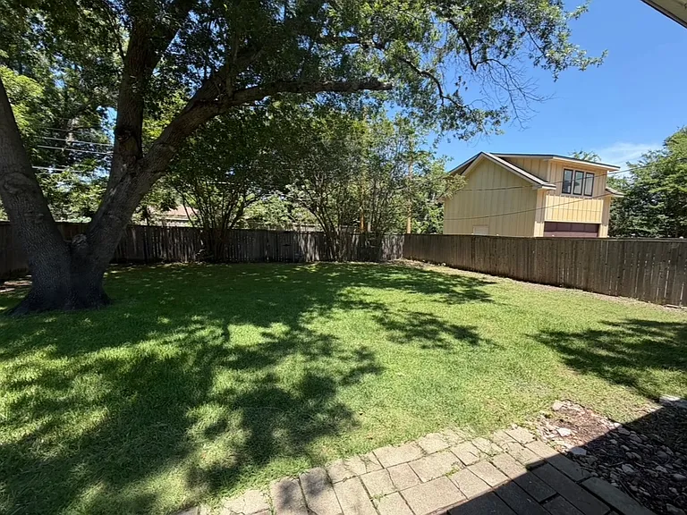 416 Blanning Dr — Photo 11