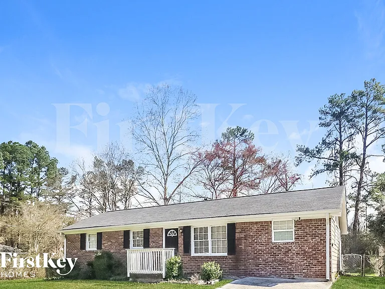 6698 Kull Dr — Photo 2