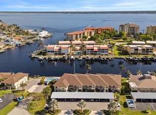 4005 SE 19th Pl #3, Cape Coral, FL 33904