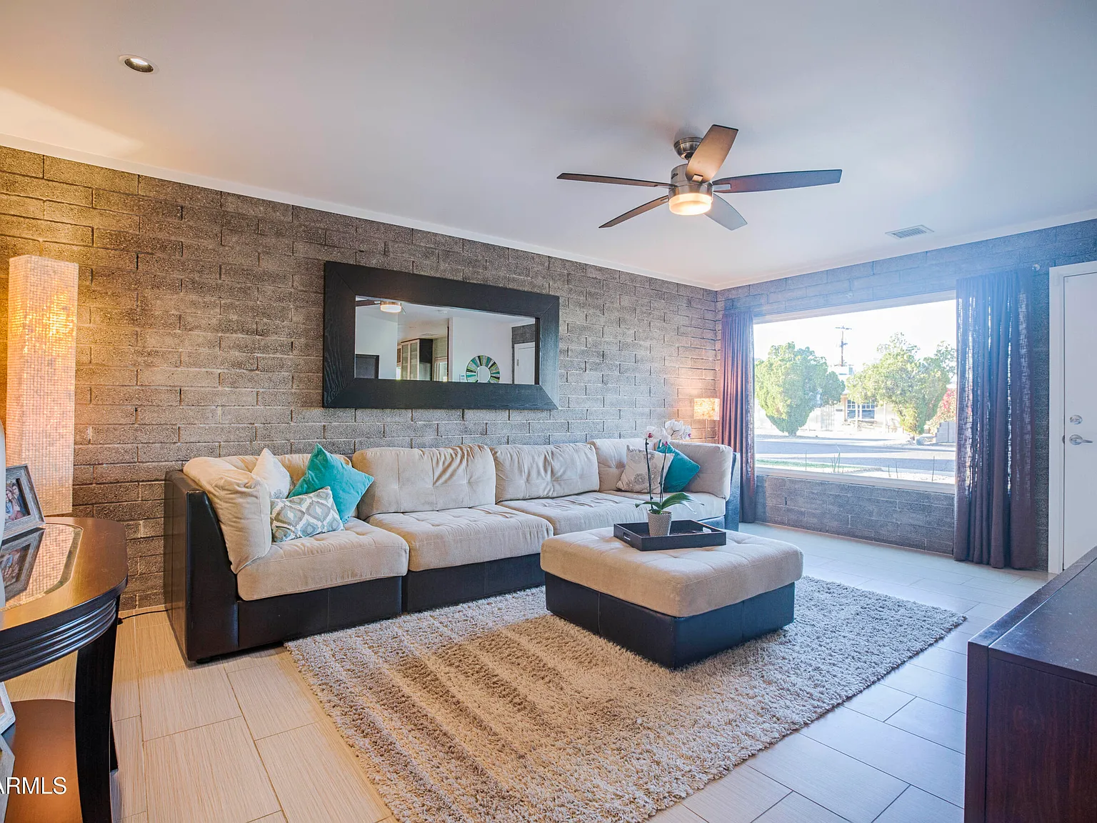 3 bed, 2.0 bath, 1416 sqft, $3,500 — Photo 4