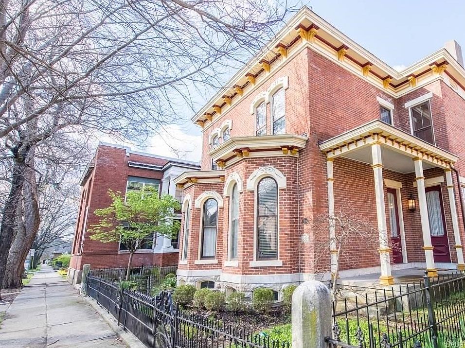 1st image of 139 Jackson St