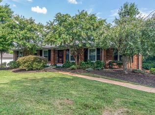364 Green Harbor Rd, Old Hickory, TN 37138